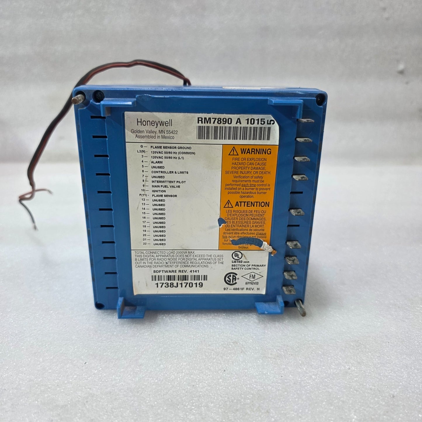 HONEYWELL RM7890A1015 BURNER CONTROL MODULE 120VAC FLAME SAFEGUARD