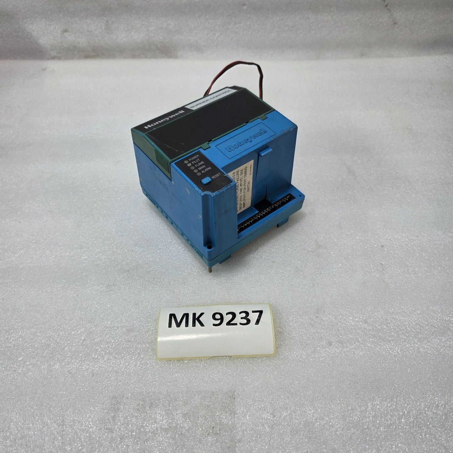 HONEYWELL RM7890A1015 BURNER CONTROL MODULE | FLAME SAFEGUARD CONTROLLER | 120VA