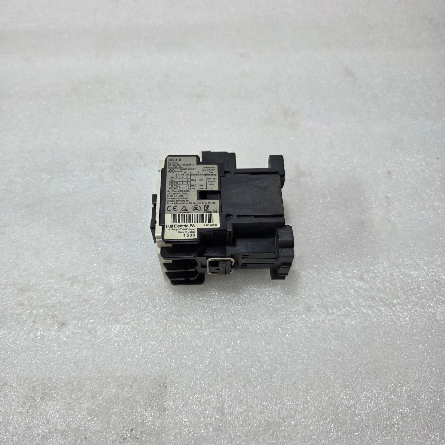 FUJI ELECTRIC SC-4-0 CONTACTOR SC18AA 25A 3-POLE AC CONTACTOR 220–250V COIL