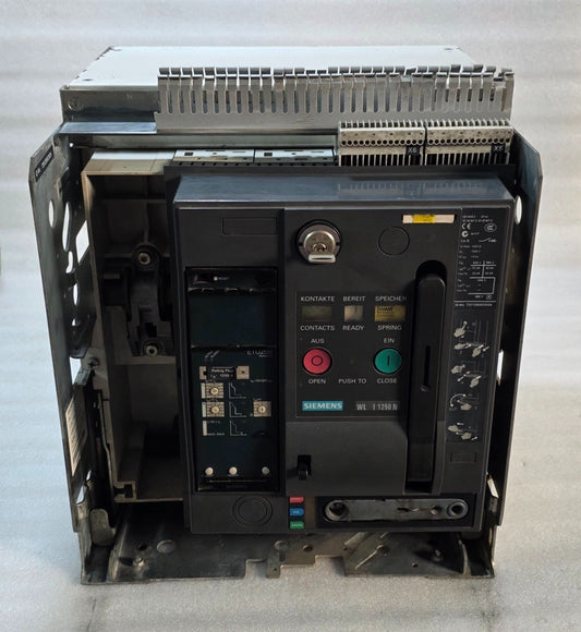 SIEMENS 3WL 3WL1112-2CB45-4GS4-Z AIR CIRCUIT BREAKER 1250A 4-POLE DRAW OUT