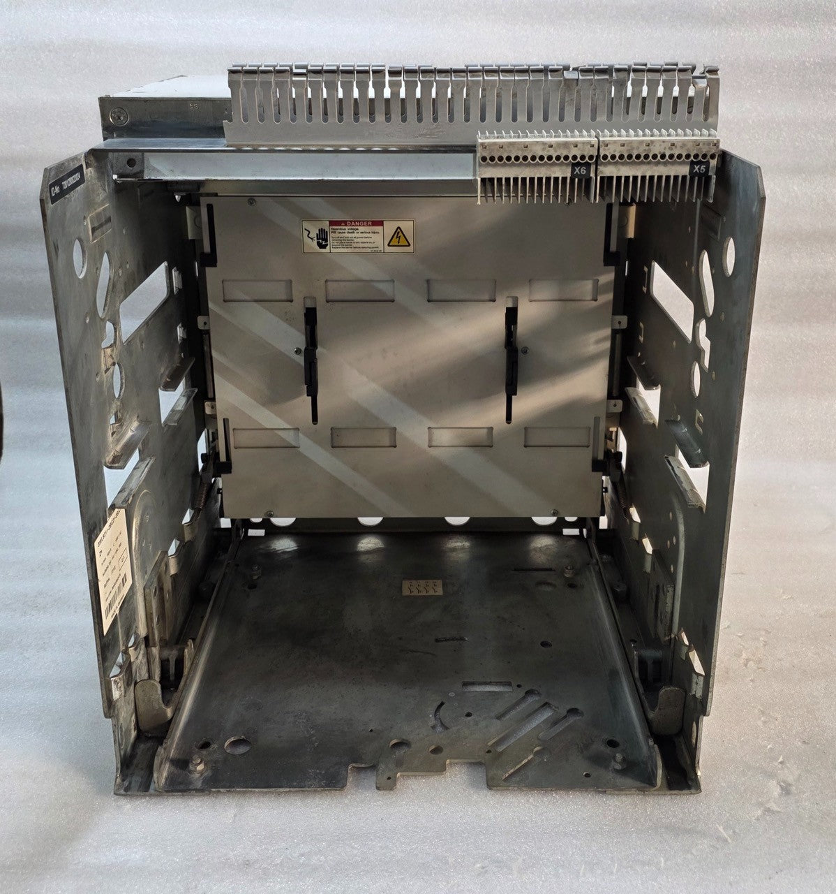 SIEMENS 3WL 3WL1112-2CB45-4GS4-Z AIR CIRCUIT BREAKER 1250A 4-POLE DRAW OUT