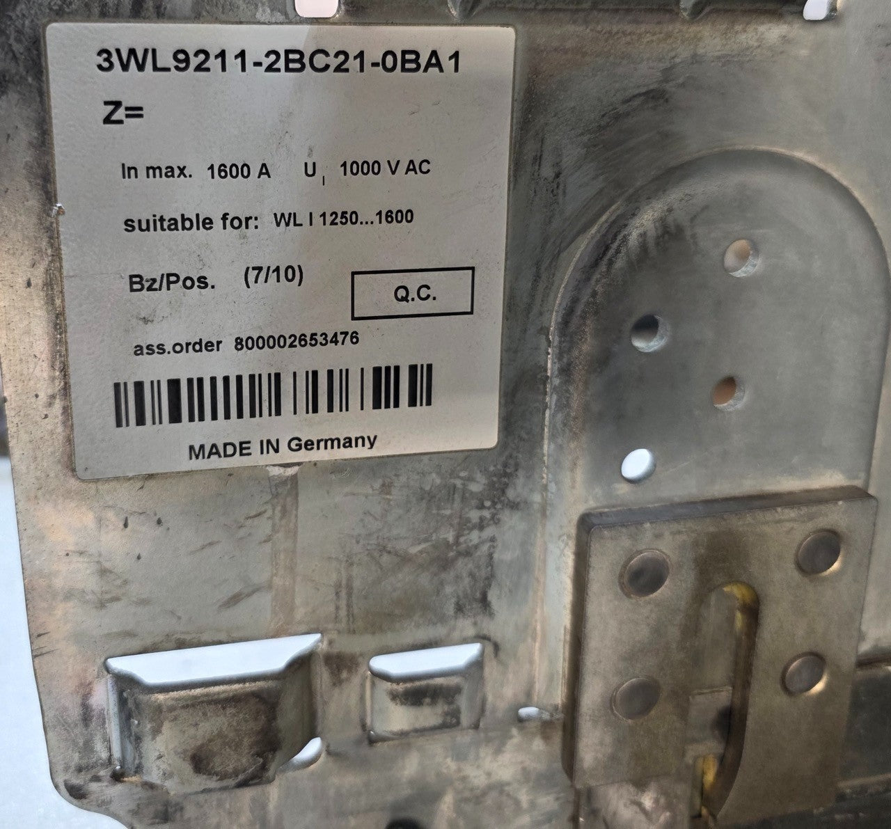 SIEMENS 3WL 3WL1112-2CB45-4GS4-Z AIR CIRCUIT BREAKER 1250A 4-POLE DRAW OUT