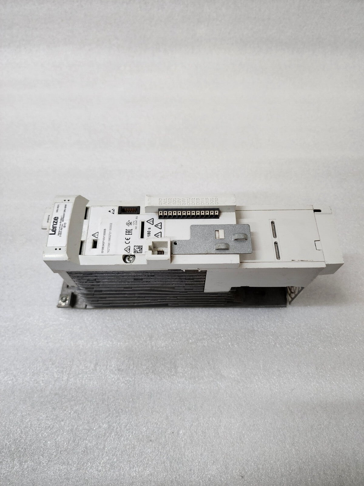 LENZE I51BE240F10V10000S INVERTER DRIVE 4KW/5HP 0-400/480V