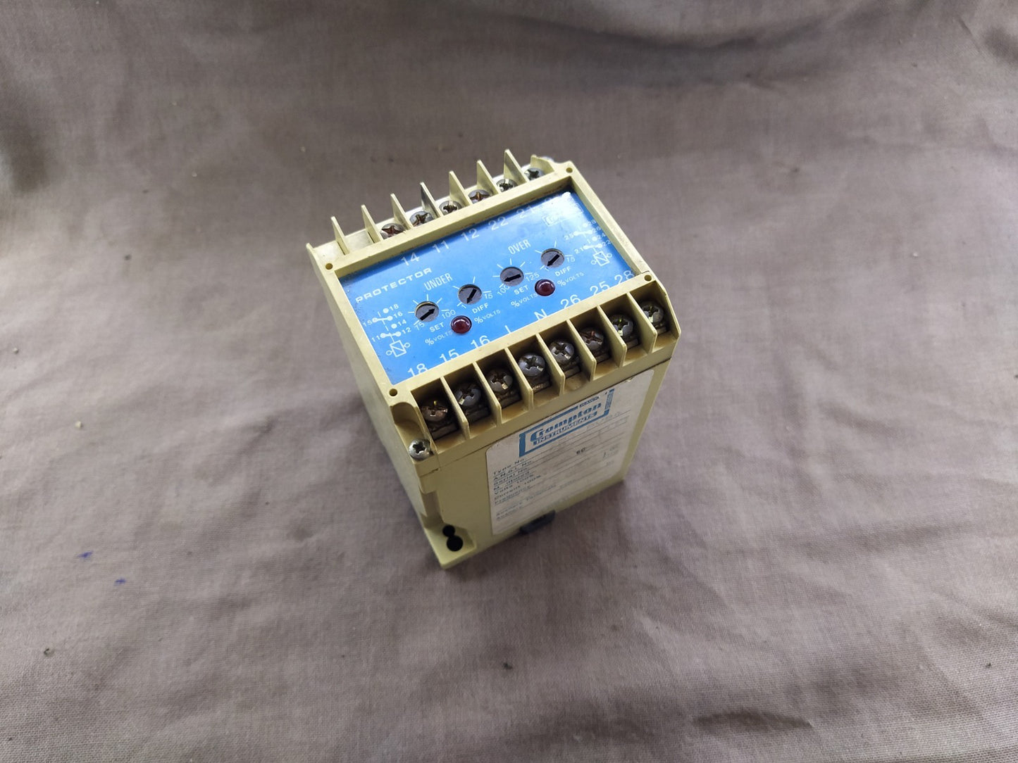 CROMPTON PROTECTOR 253-PVB4