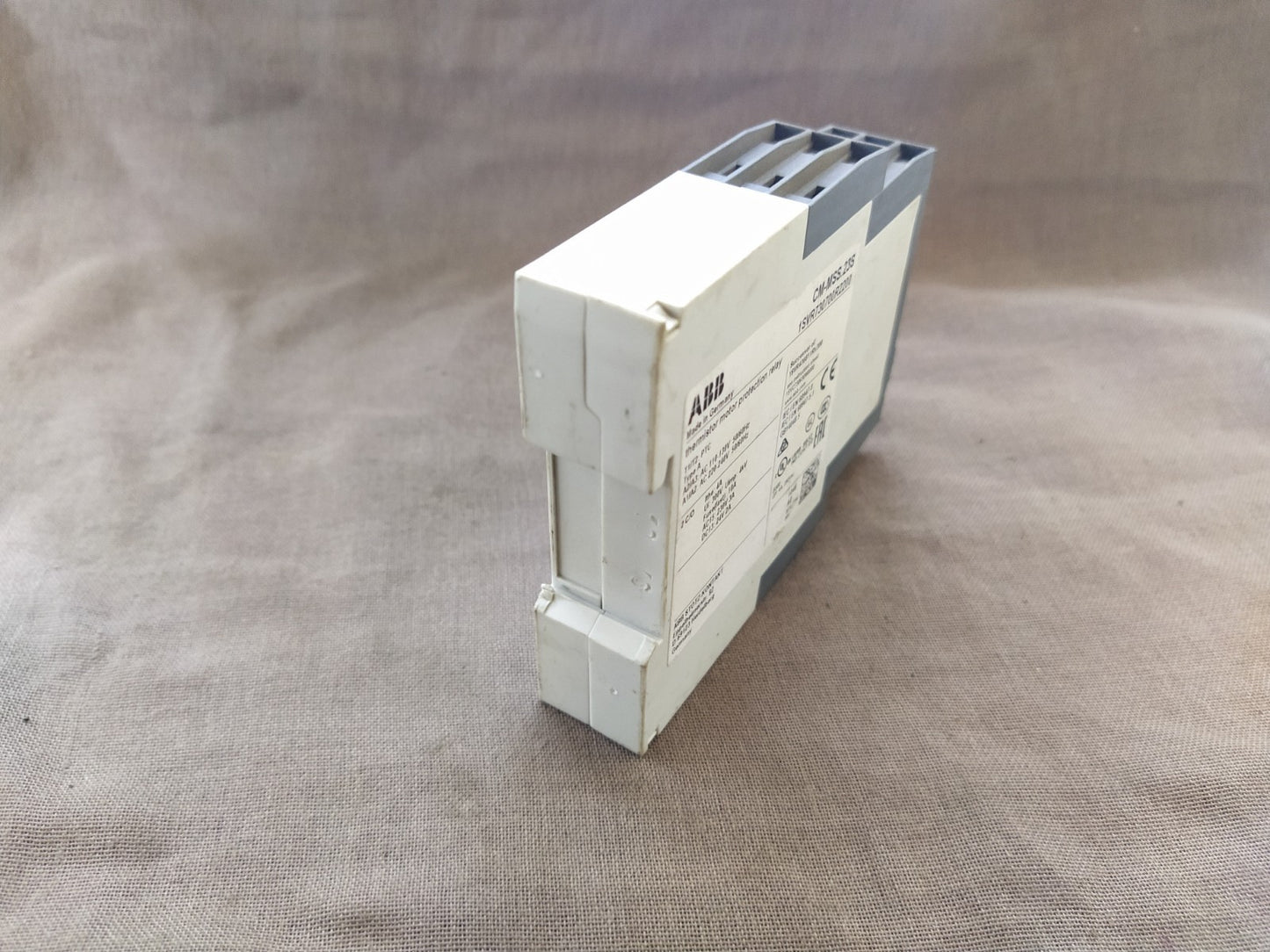 ABB CM-MSS.23S THERMISTOR MOTOR PROTECTION RELAY 1SVR730700R2200