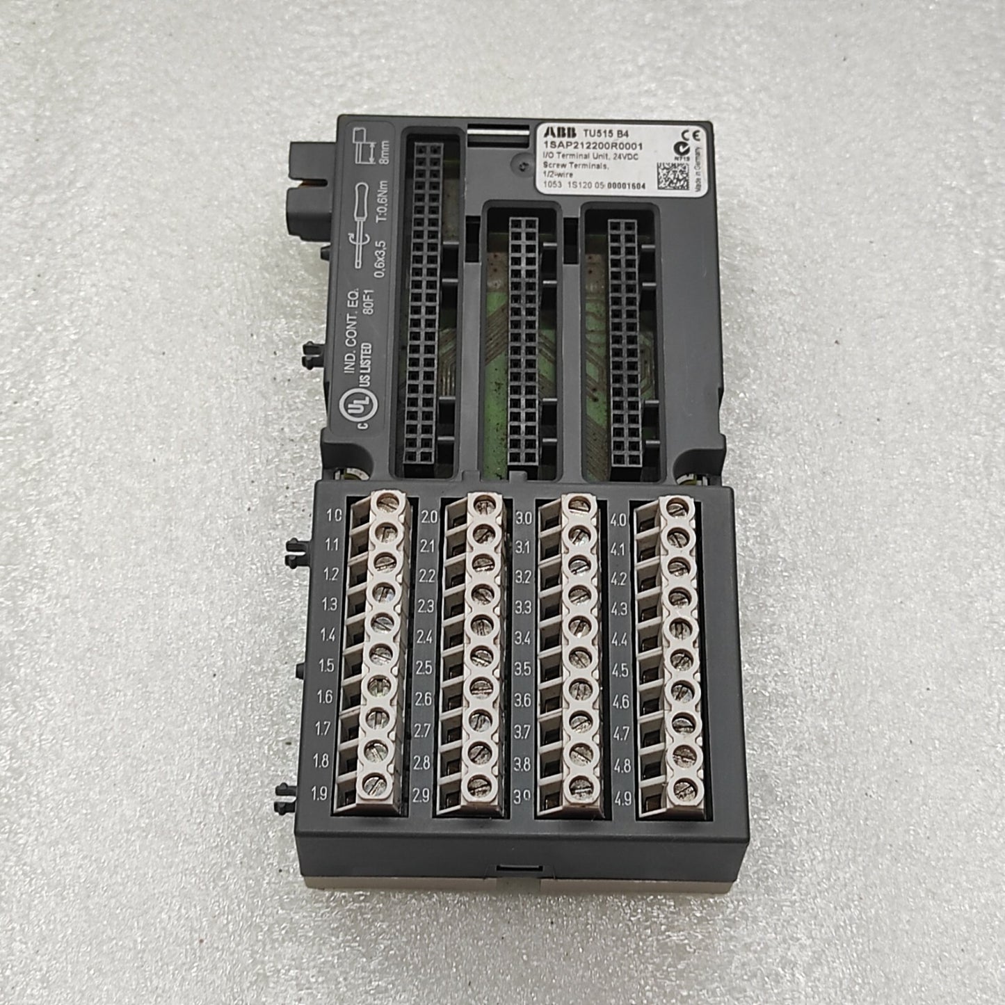 ABB TU515-B4 I/O TERMINAL UNIT 1SAP212200R0001 TU515