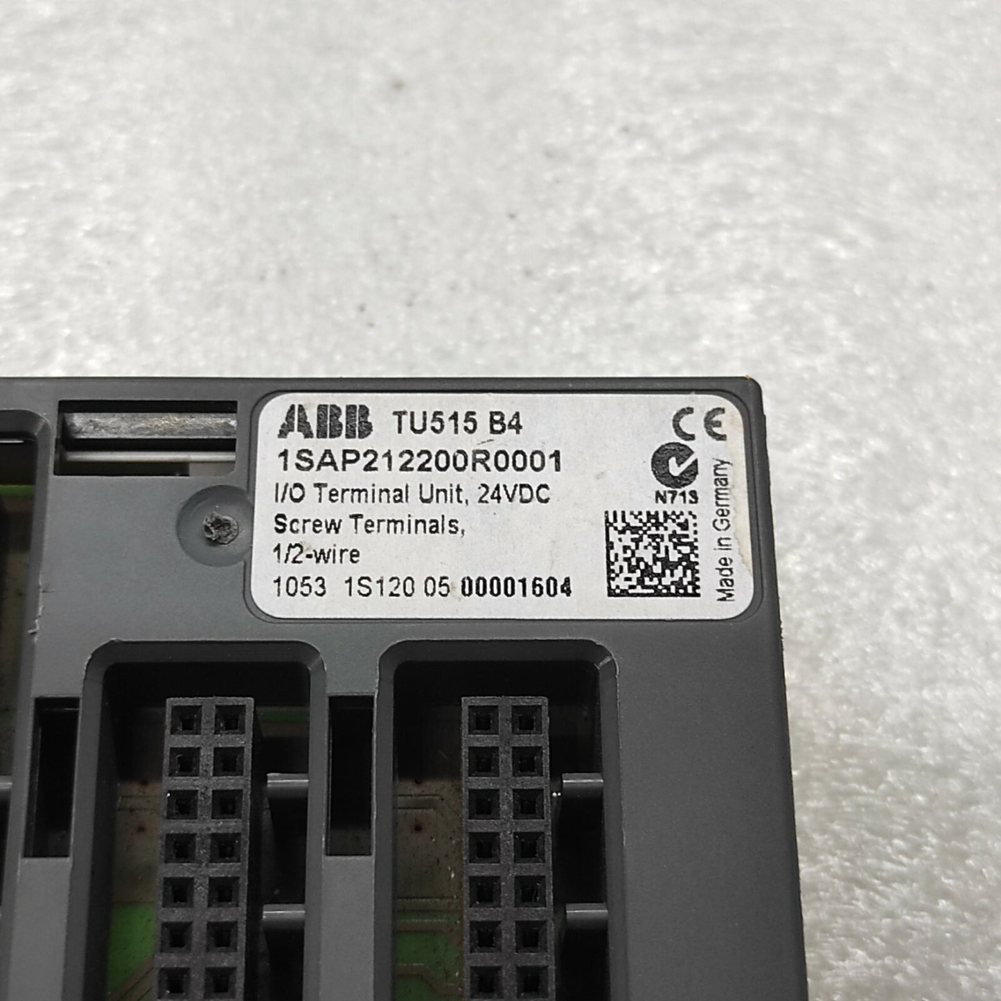 ABB TU515-B4 I/O TERMINAL UNIT 1SAP212200R0001 TU515