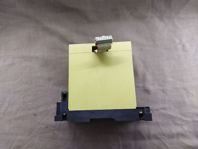 ABB PROCONTIC K200 TYPE 07EA200 GJV3 0724 18 R1 MODULE 07 EA 200