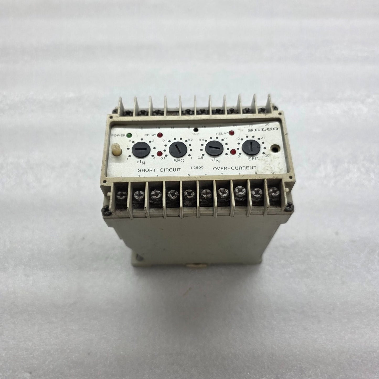 SELCO T2500-12 3-PHASE SHORT CIRCUIT OVER-CURRENT RELAY 24VDC