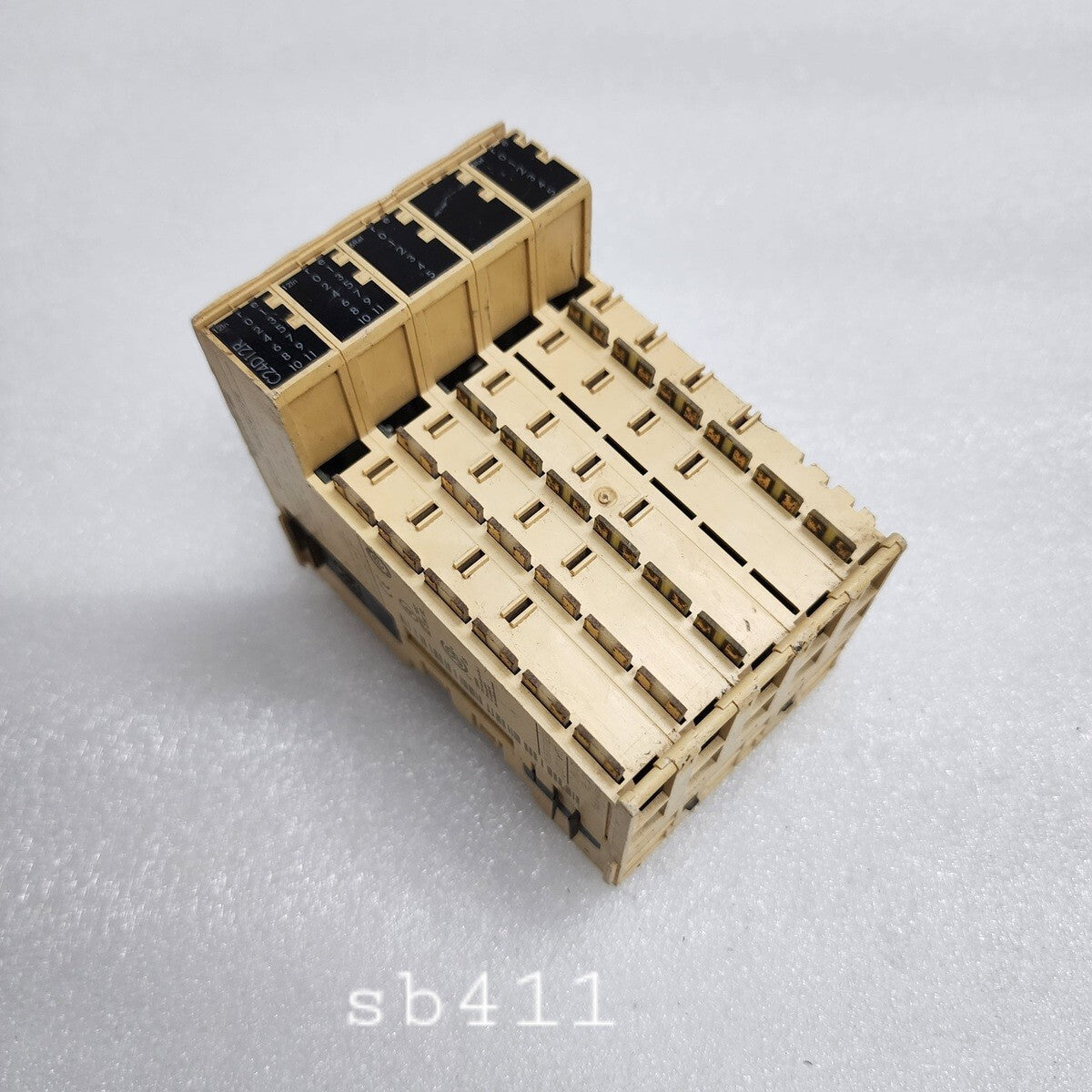 TM5C24D12R COMPACT I/O EXPANSION BLOCK