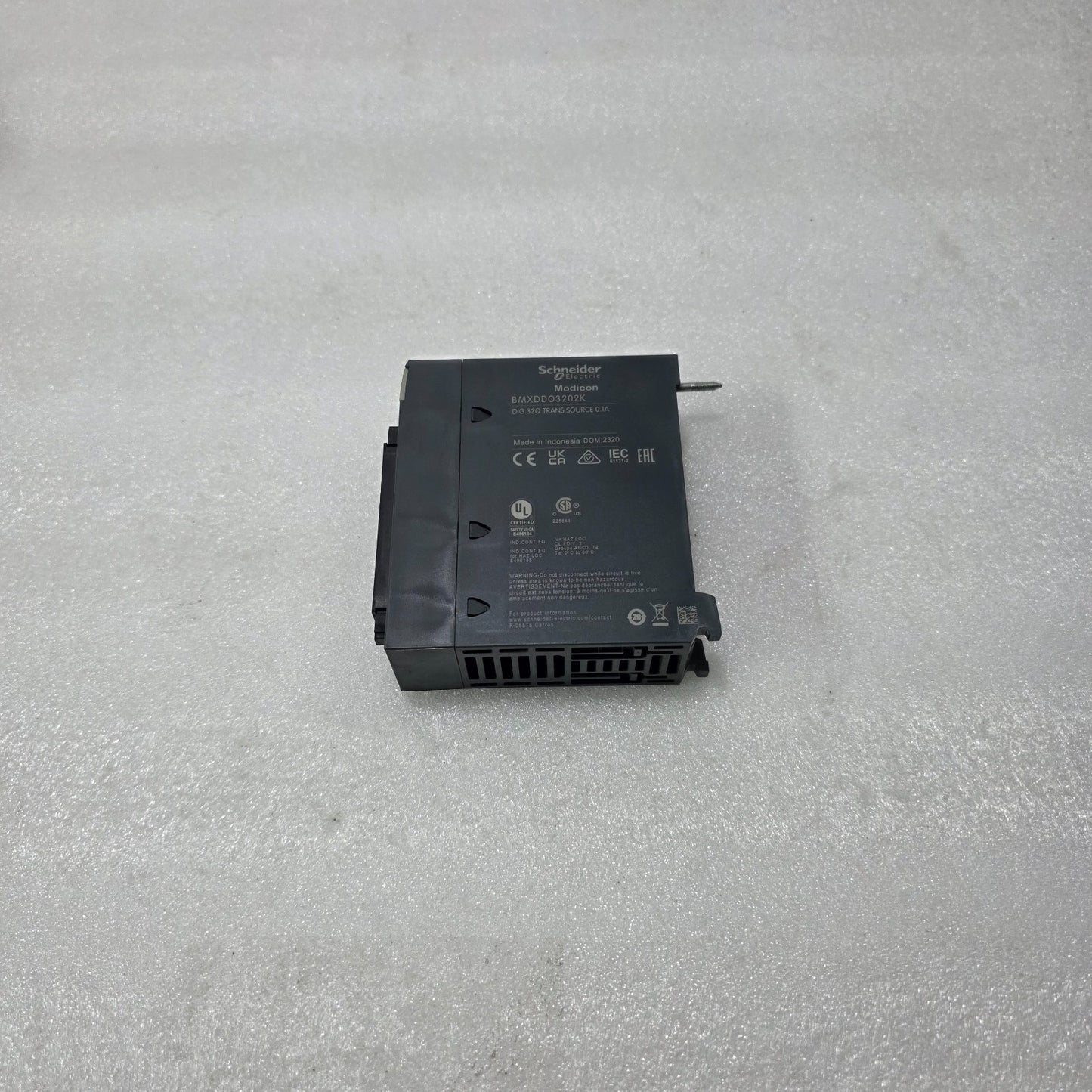 S ELECTRIC BMXDDO3202K MODICON 32-CHANNEL 24VDC DIGITAL OUTPUT MODULE