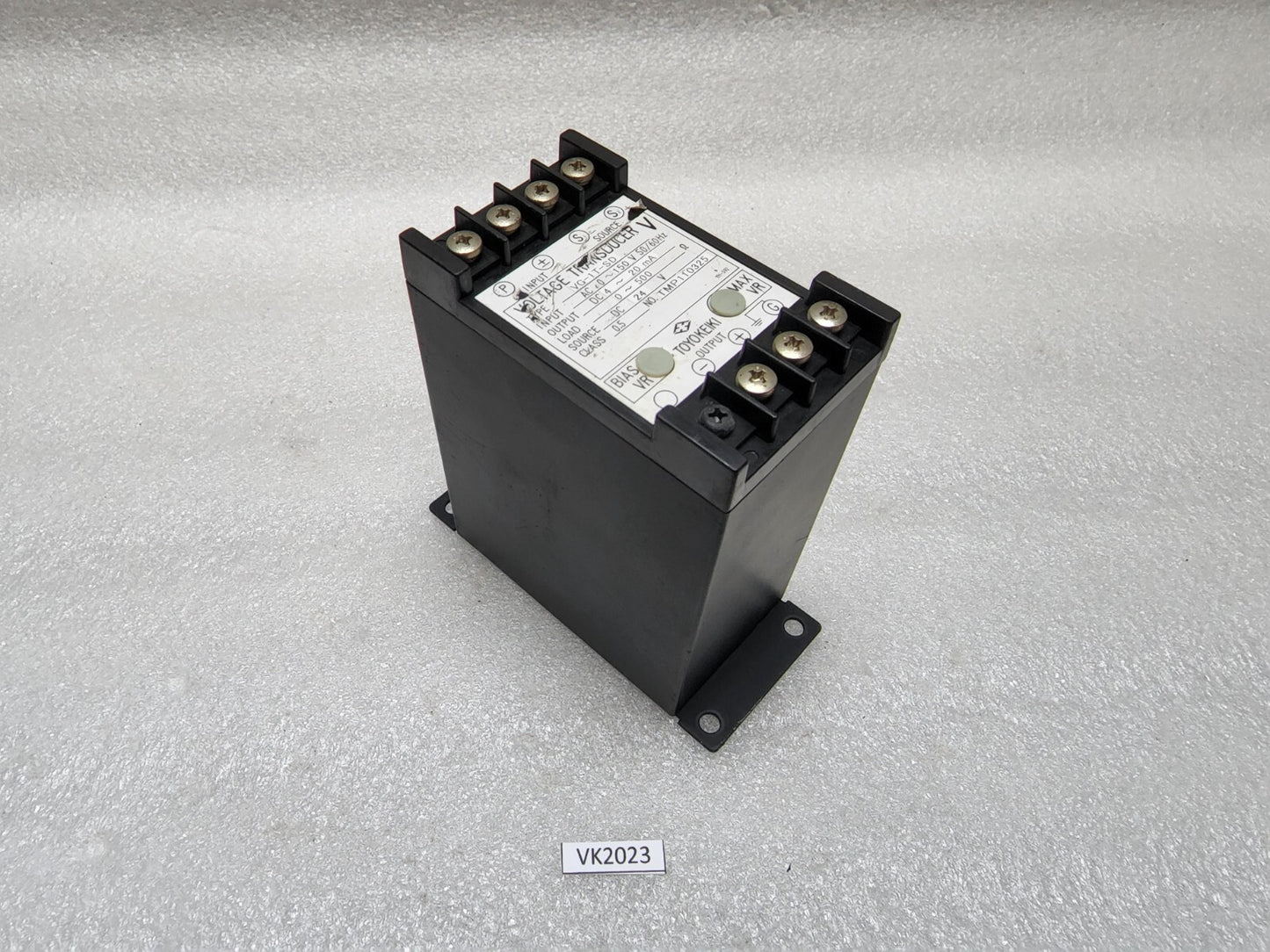 TOYO KEIKI VG-1T-SD VOLTAGE TRANSDUCER 24VDC