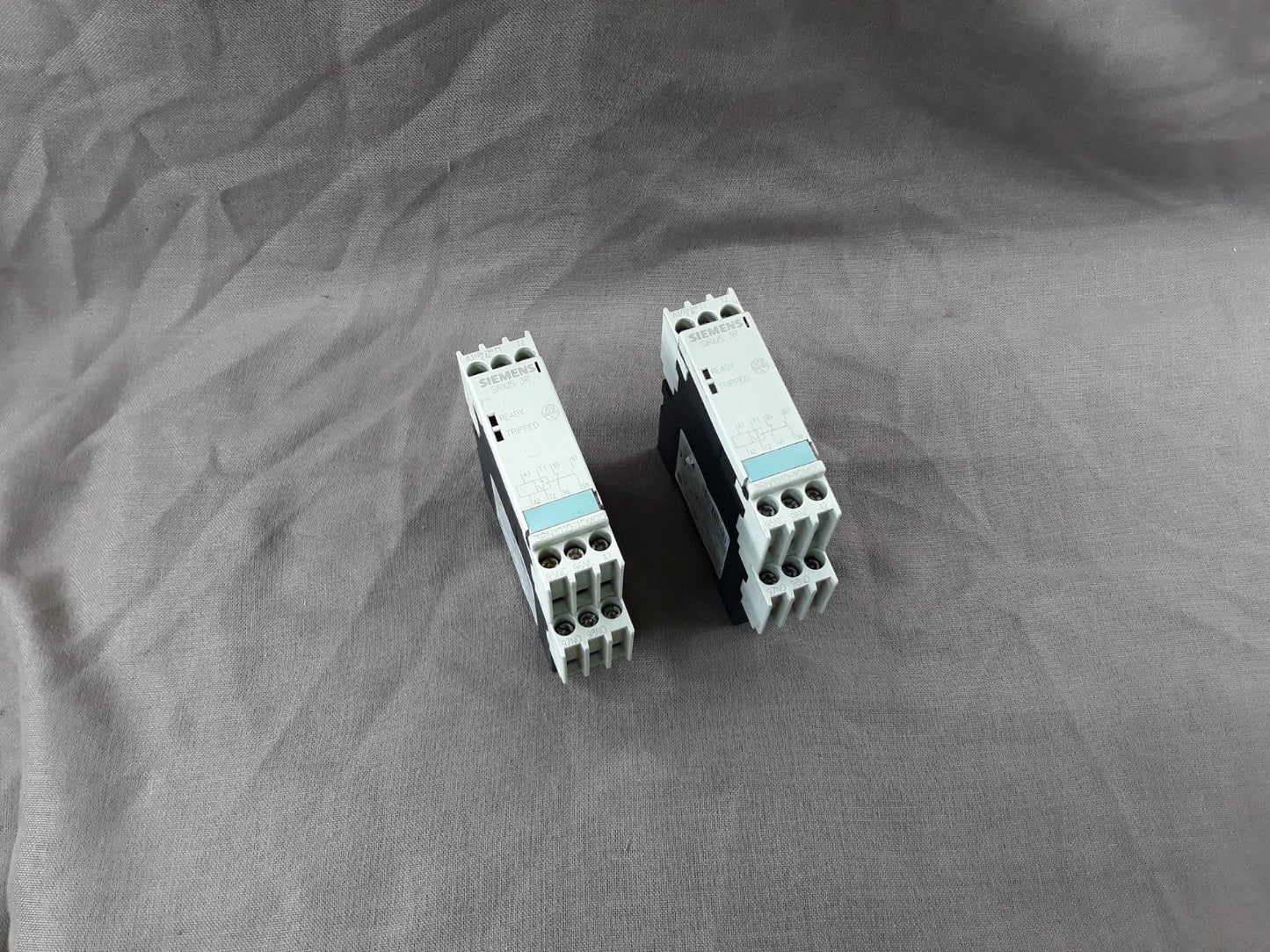 SIEMENS SIRIUS 3R THERMISTOR MOTOR PROTECTION RELAY 3RN1010-1CM00