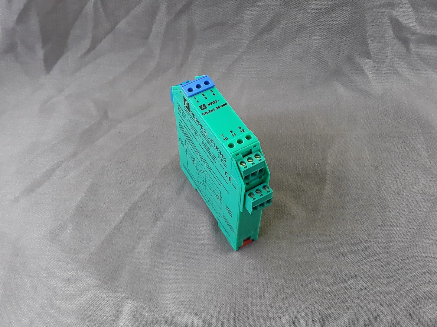 PEPPERL + FUCHS KFD2-CR-EX1.30-300 TRANSFORMER ISOLATED REPEATER 116314