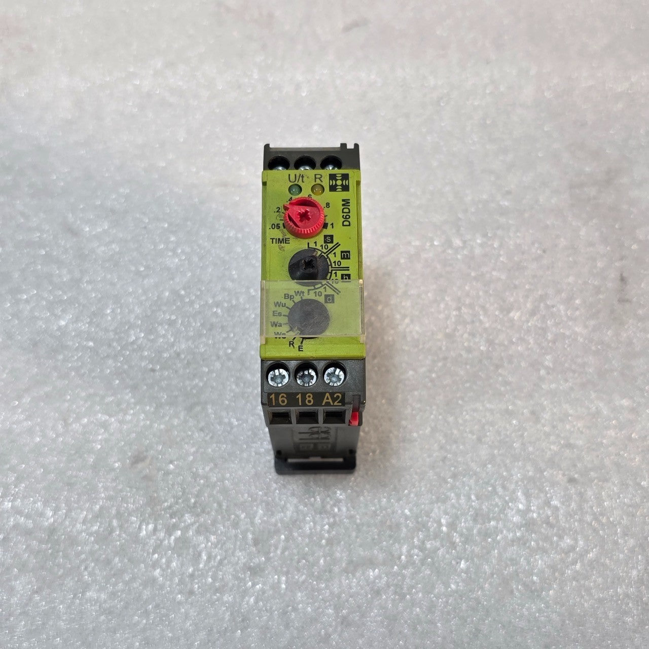 TELE D6DM MULTIFUNCTION TIME RELAY 24VAC-DC / 110-240VAC