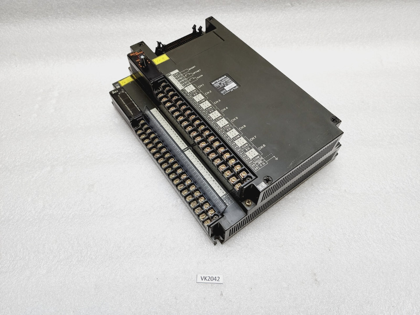 MITSUBISHI AOJ2-68AD ANALOG INPUT MODULE PROGRAMMABLE CONTROLLER