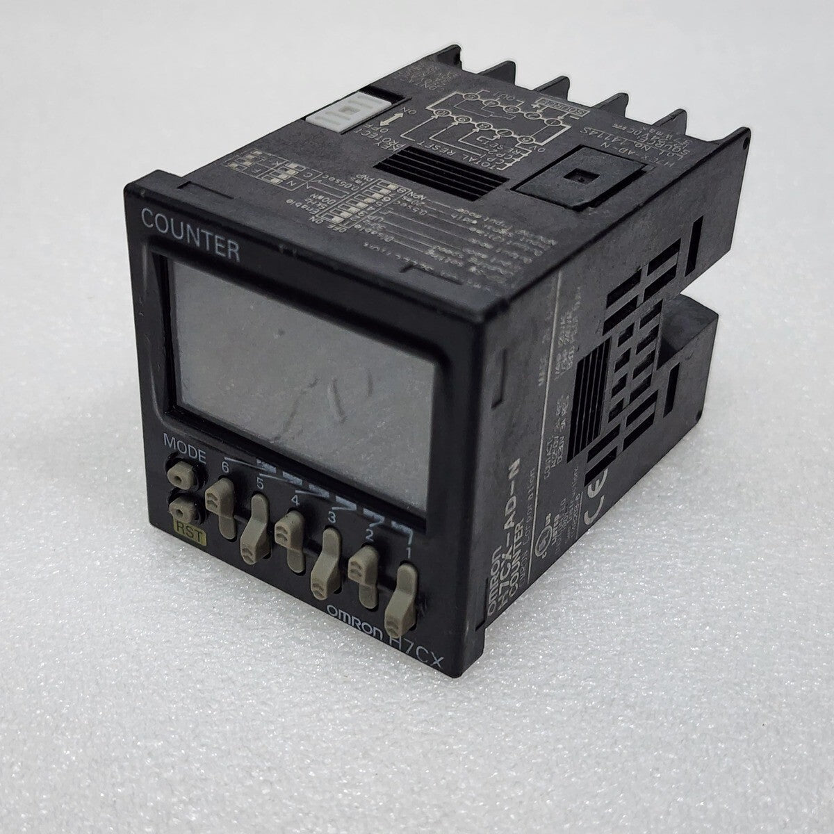 OMRON H7CX-AD-N DIGITAL COUNTER
