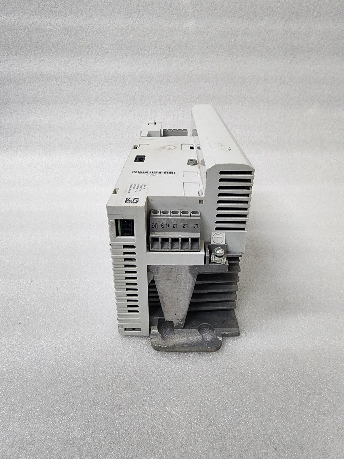 LENZE I5DAE255F10V10000S INVERTER DRIVE 5.5KW/7.5HP 0-400/480VAC MADE IN GERMANY
