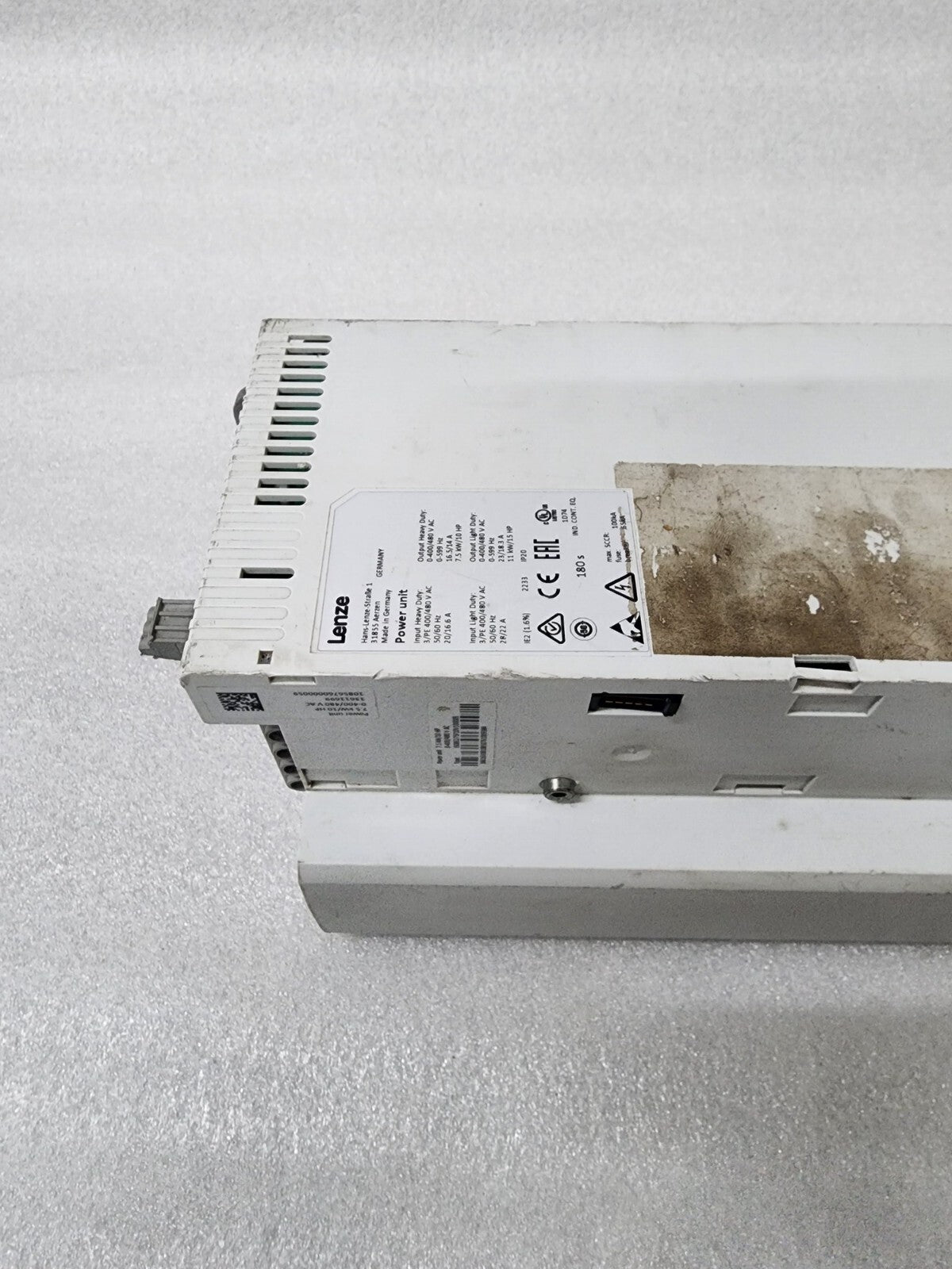 LENZE I5DBE275F10V10000S INVERTER I5D7.5/400-3 POWER UNIT 10HP MADE IN GERMANY