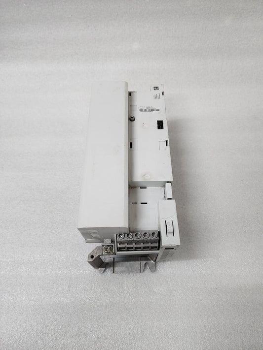 LENZE I5DBE311F10V10000S INVERTER DRIVE 11KW/15HP 0-400/480VAC MADE IN GERMANY
