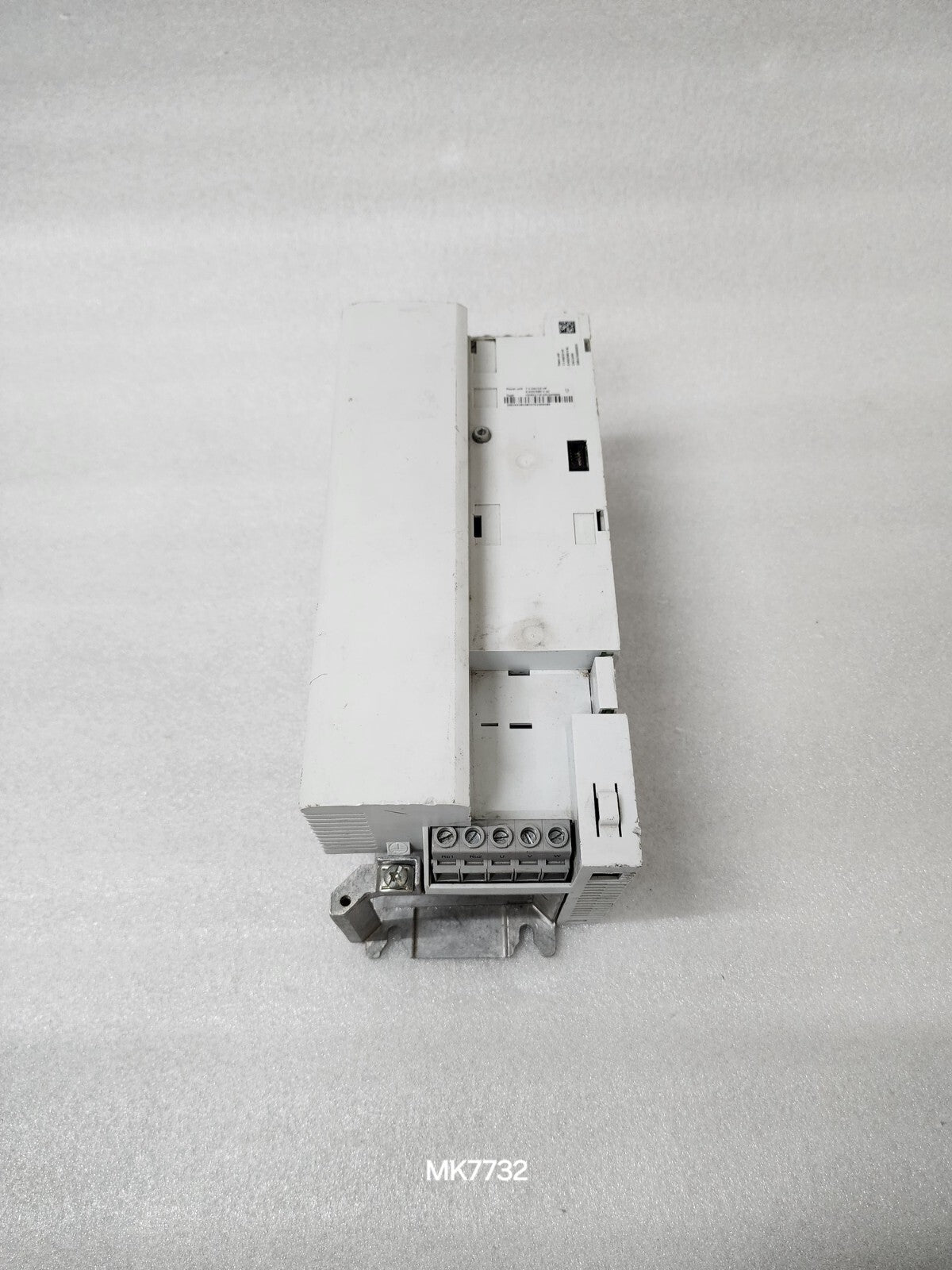 LENZE I5DBE275F10V10000S INVERTER I5D7.5/400-3 POWER UNIT 10HP MADE IN GERMANY