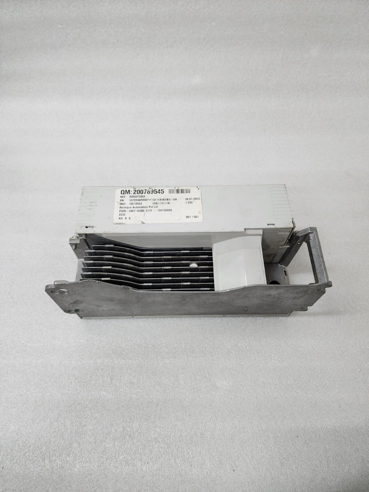 LENZE I5DBE311F10V10000S INVERTER DRIVE 11KW/15HP 0-400/480VAC MADE IN GERMANY