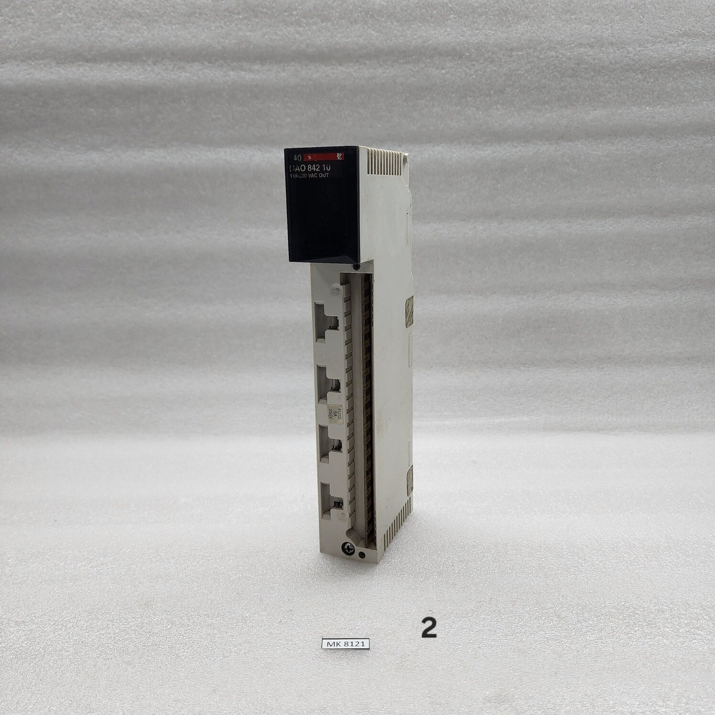 140DAO84210 DISCRETE OUTPUT MODULE