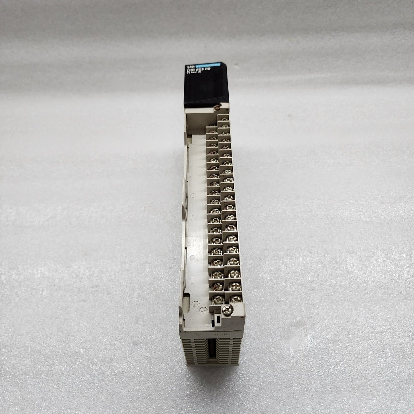 140DSI35300 DISCRETE INPUT MODULE
