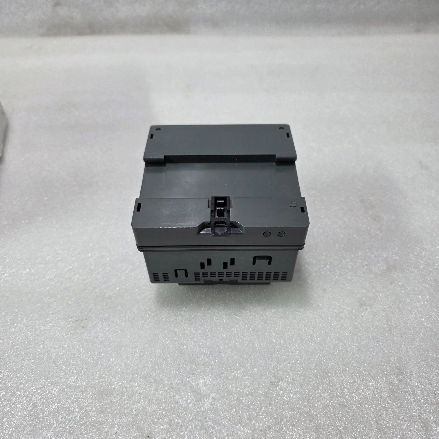 ABB M4M 2X MODBUS NETWORK ANALYZER 2CSG260111R4051 | 3-PHASE POWER METER 48–24V