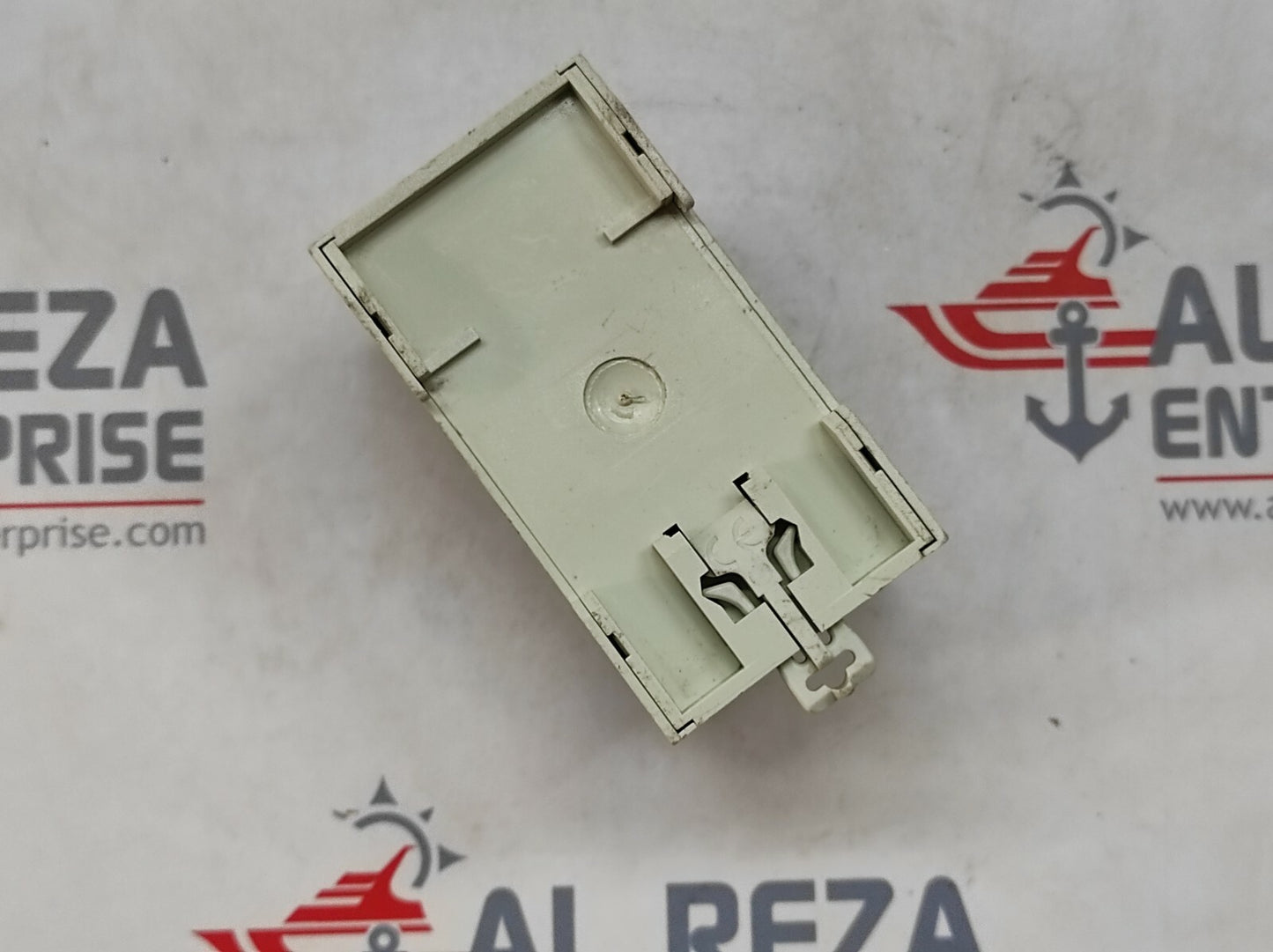 MERLIN GERIN 15720 7DAY 1 HP 1 CHANNEL TIMER
