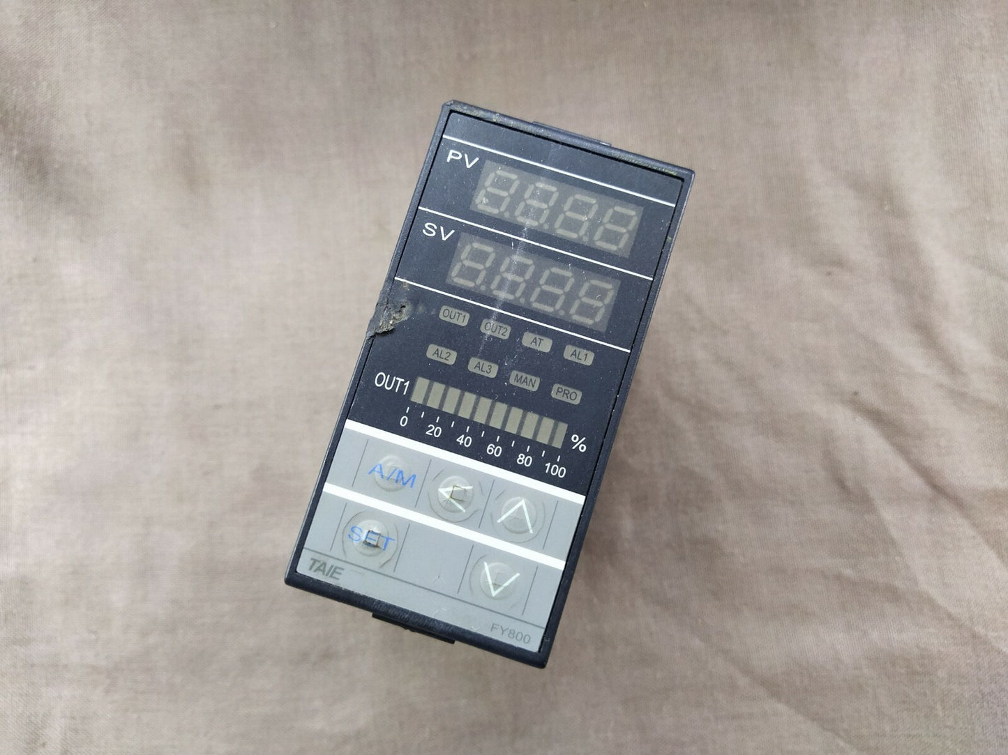 Honeywell FY800 Digital PID Controller DC1020CT-00100B-E