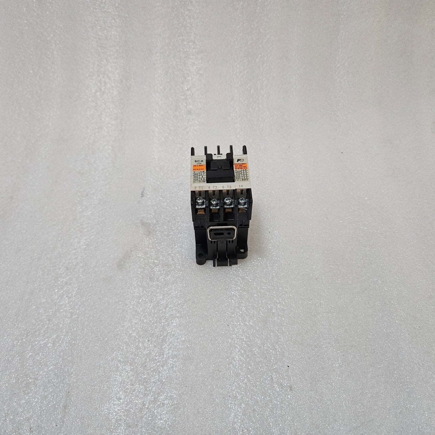 FUJI ELECTRIC SC-0 MAGNETIC CONTACTOR 3-POLE 20A MOTOR CONTACTOR, COIL 100-110V