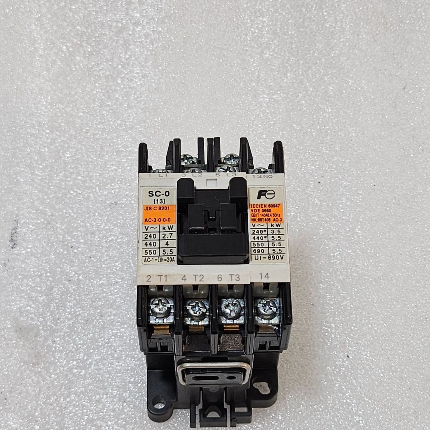 FUJI ELECTRIC SC-0 MAGNETIC CONTACTOR 3-POLE 20A MOTOR CONTACTOR, COIL 100-110V
