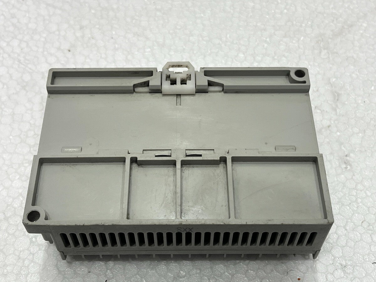 ALLEN BRADLEY MICROLOGIX 1000 CAT 1761-L10BXB SER F