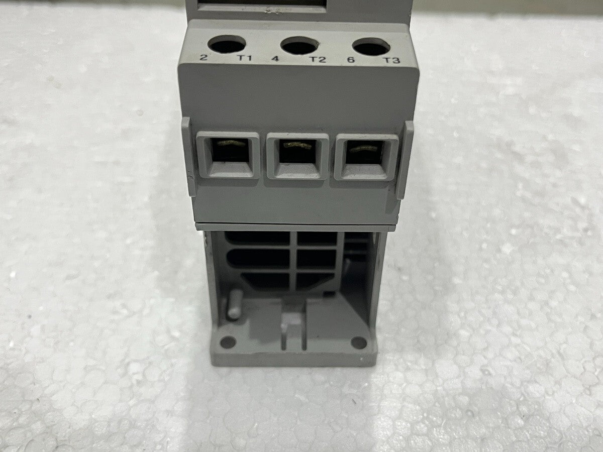 ALLEN BRADLEY SMC-DELTA CAT 150-D32NBR SOFT STARTER SER A WITHOUT FAN