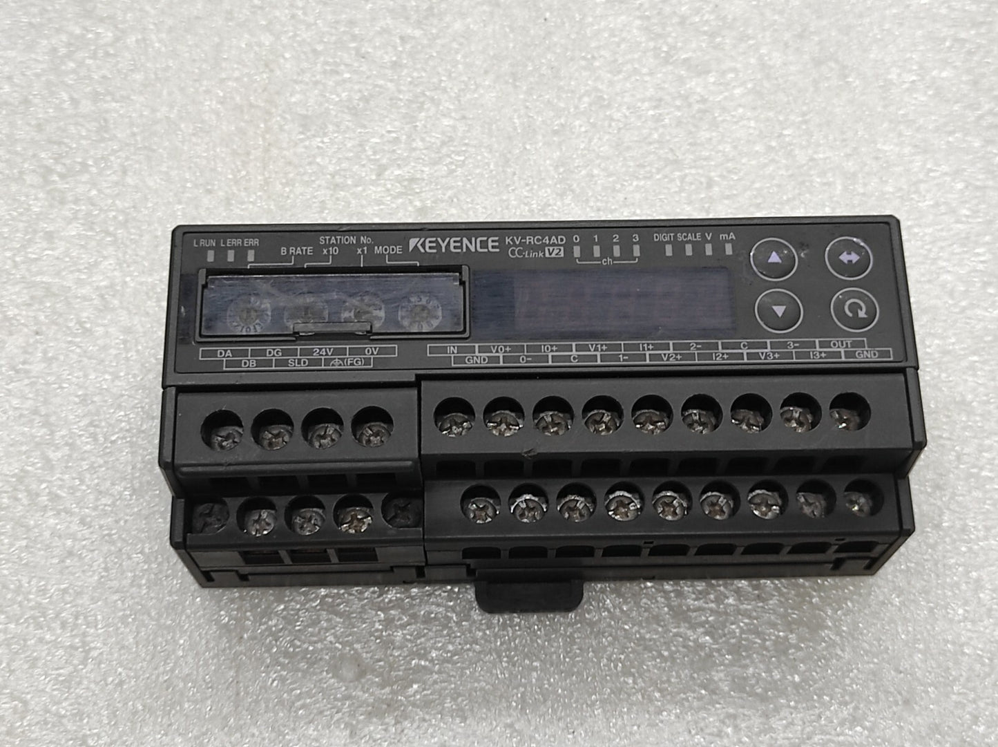 KEYENCE KV-RC4AD ANALOG INPUT MODULE 24VDC