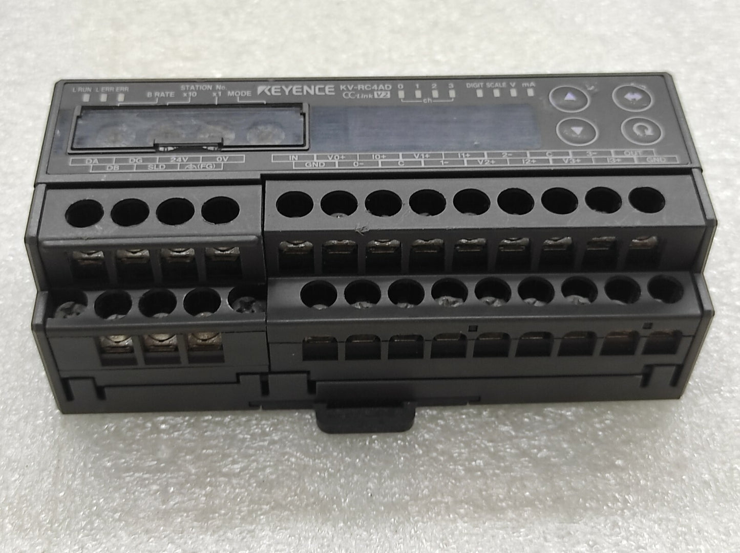 KEYENCE KV-RC4AD ANALOG INPUT MODULE 24VDC