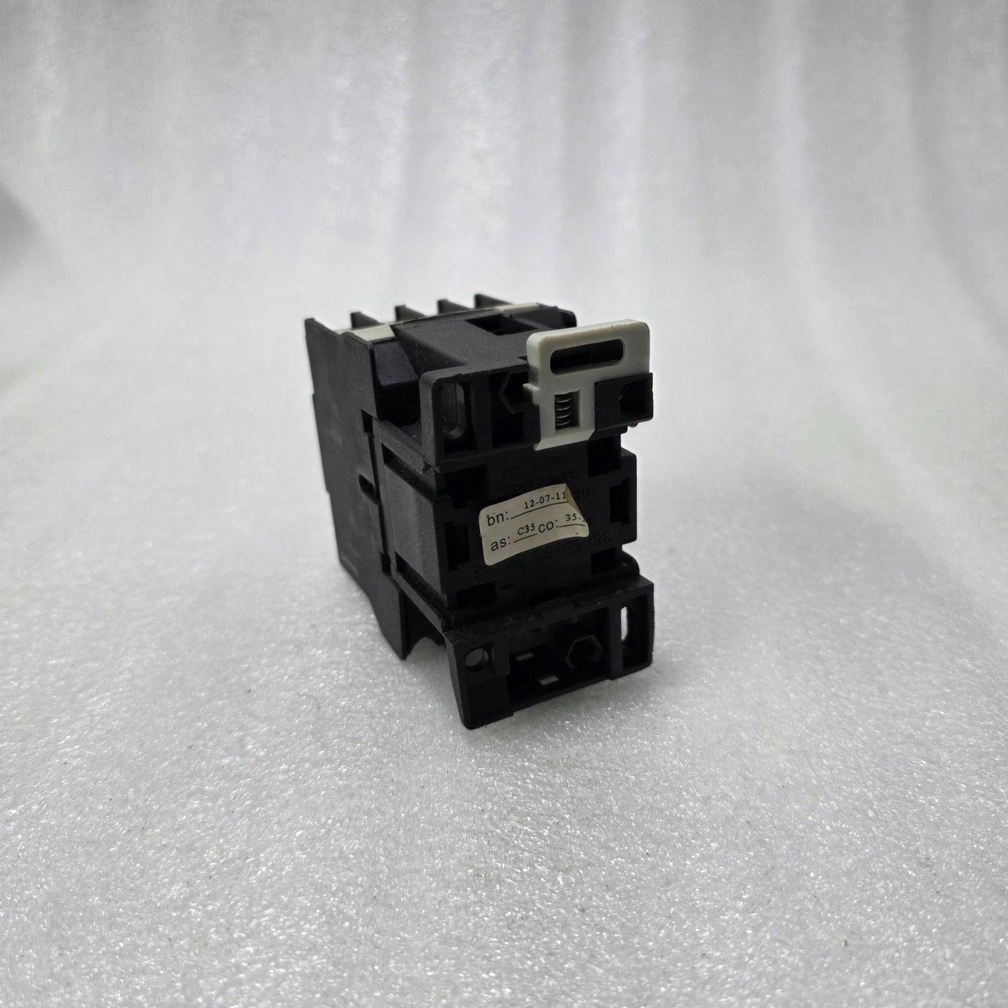 STECK S-D118A10M AC CONTACTOR 18A 3 POLE | COIL 220V 50/60HZ | 4–10KW MOTOR CONT