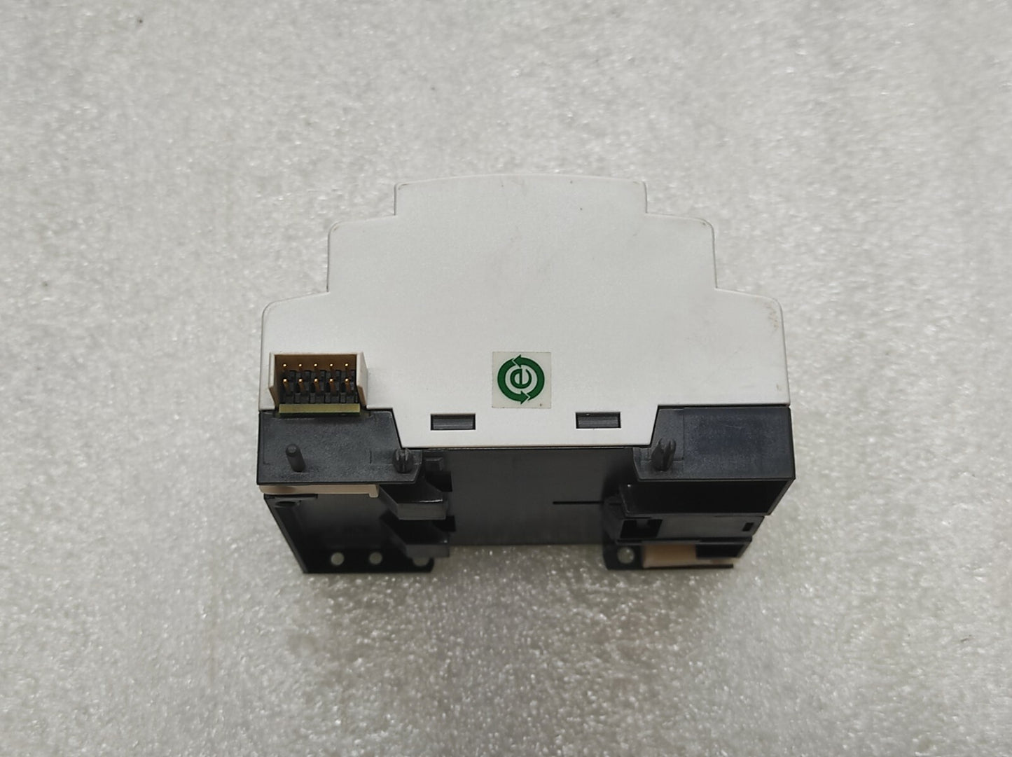 CROUZET XE10 88970321 I/O EXTENSION MODULE