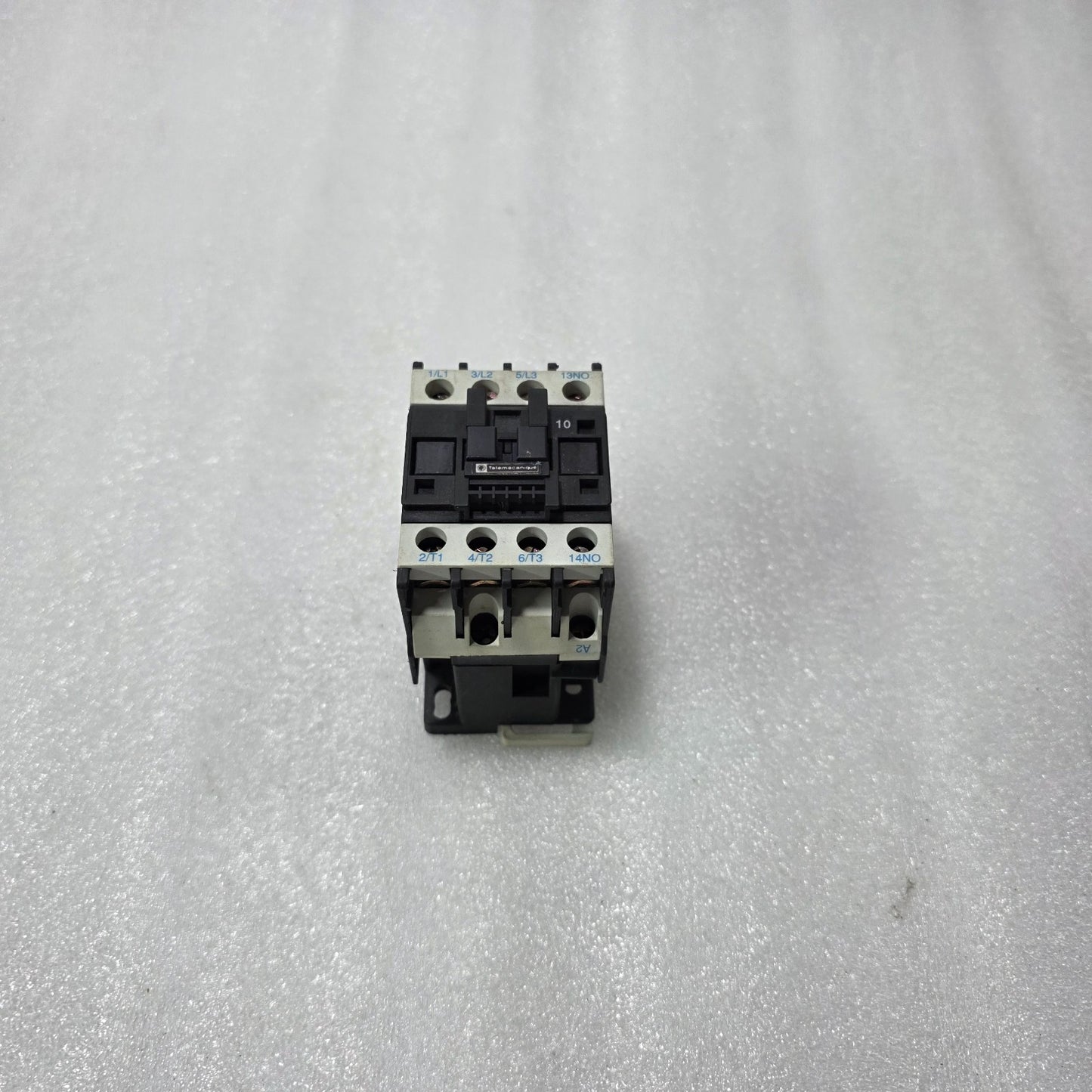 TELEMECANIQUE LC1 D09-10 AC CONTACTOR 9A 3 POLE | 1NO | COIL 220V 60HZ