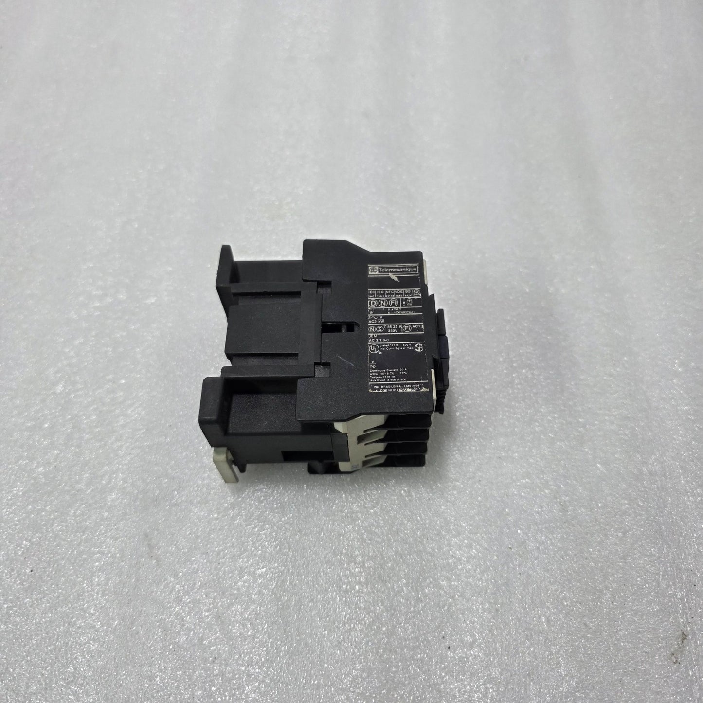 TELEMECANIQUE LC1 D09-10 AC CONTACTOR 9A 3 POLE | 1NO | COIL 220V 60HZ