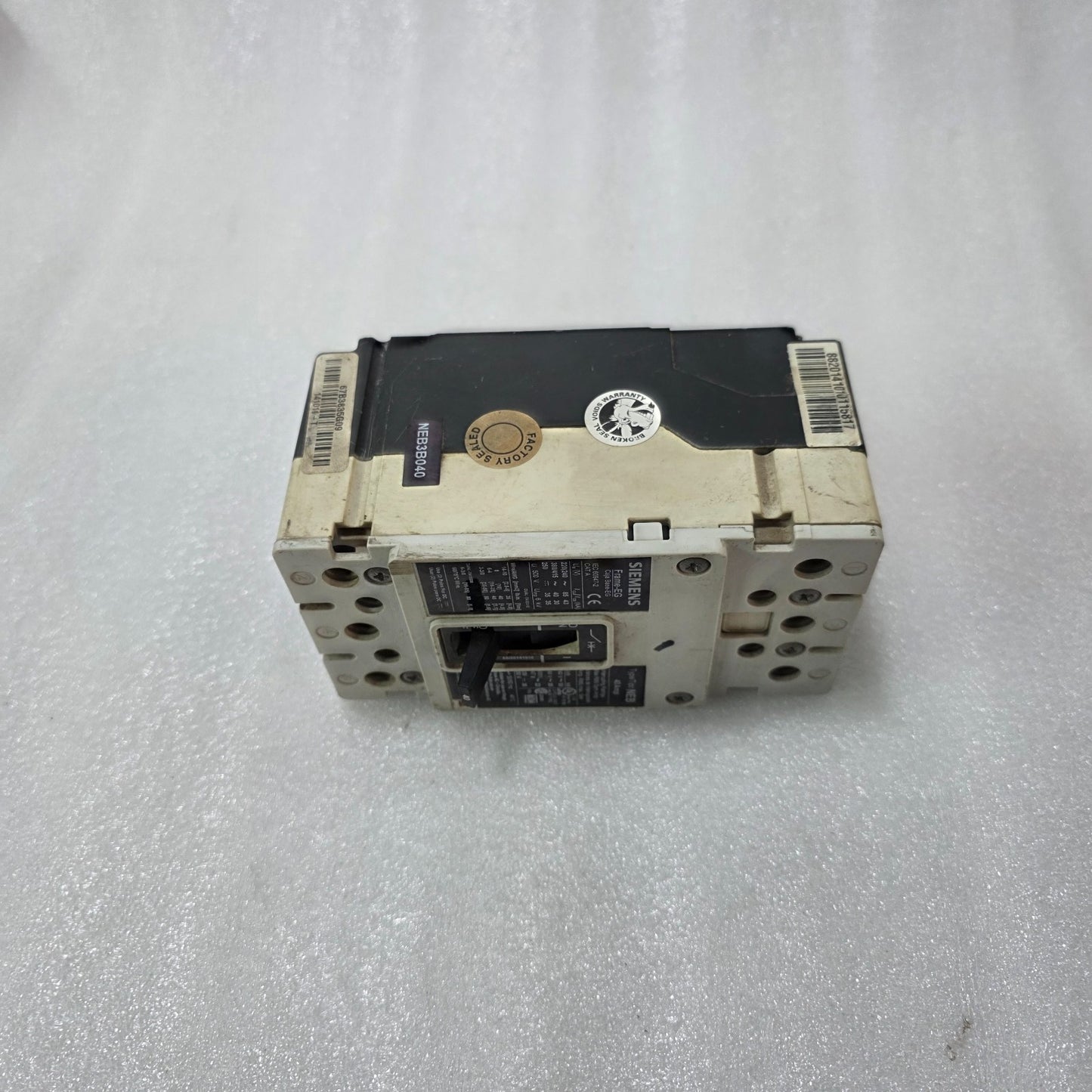 SIEMENS NEB3B040 MCCB 40A 3 POLE CIRCUIT BREAKER | FRAME-EG | 600V AC | INDUSTRI