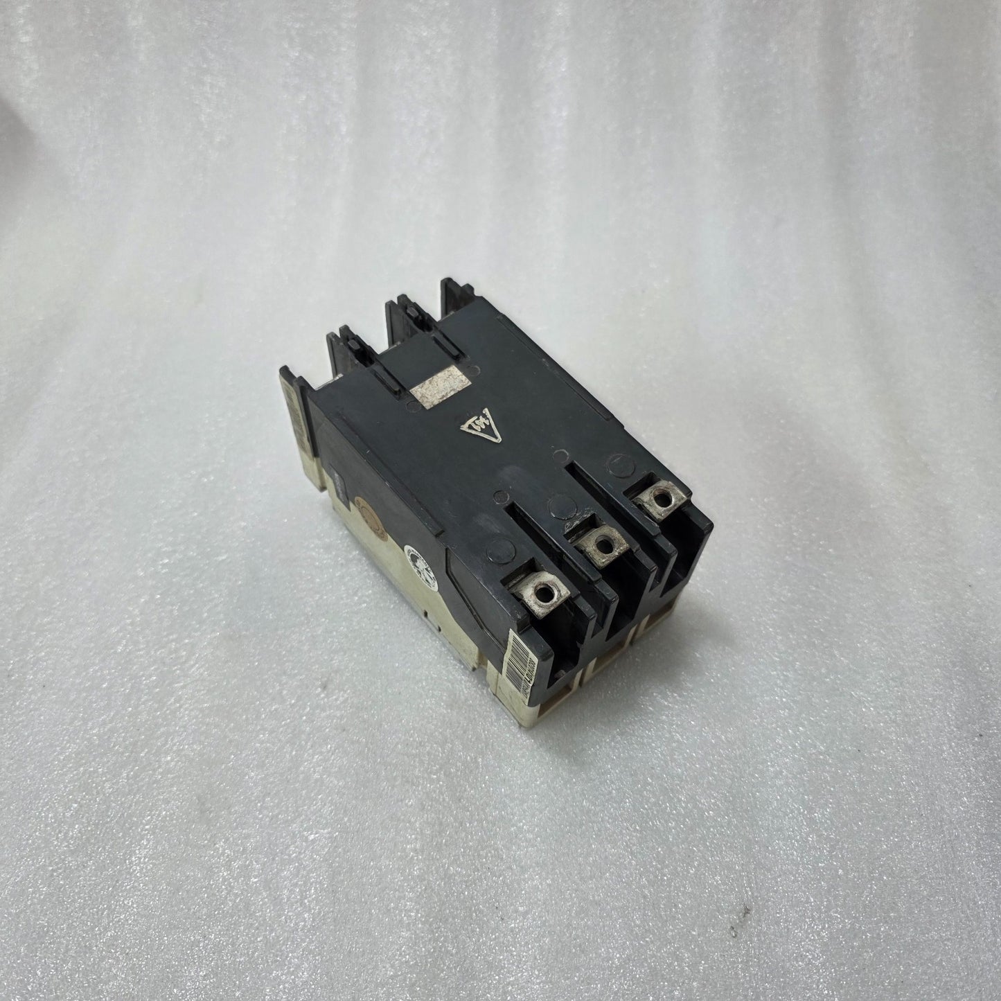 SIEMENS NEB3B040 MCCB 40A 3 POLE CIRCUIT BREAKER | FRAME-EG | 600V AC | INDUSTRI