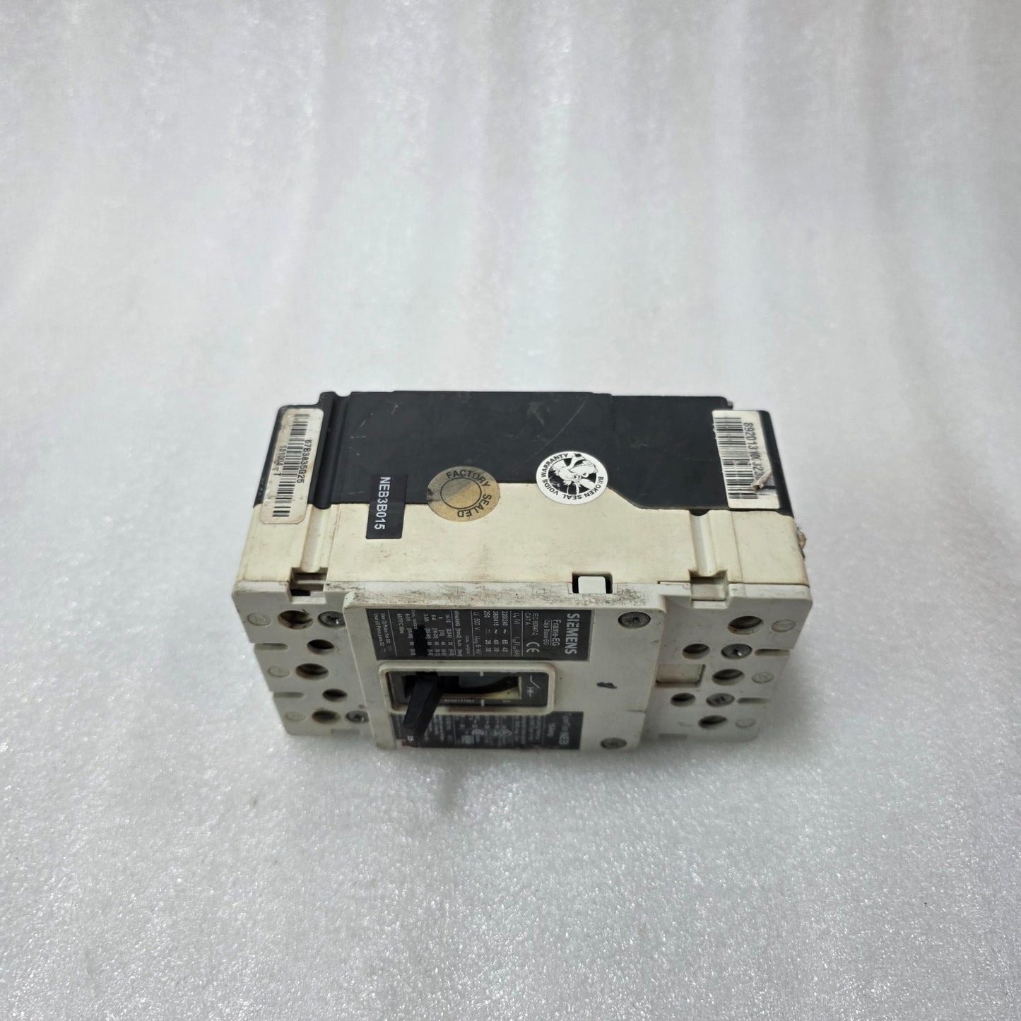 SIEMENS NEB3B015 MCCB 15A 3 POLE CIRCUIT BREAKER | FRAME-EG | 600V AC