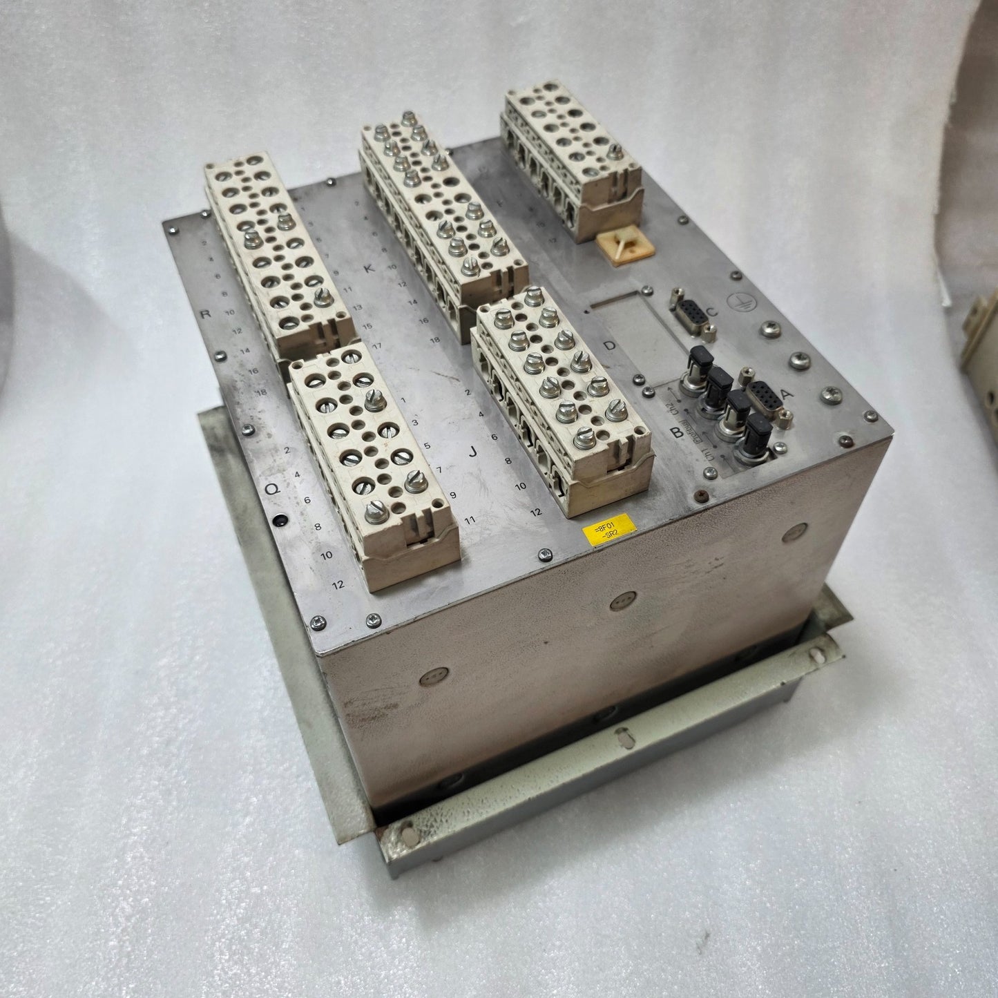 SIEMENS 7VE6320-6EB92-0DA0/DD PARALLELING DEVICE | 100–125V AC