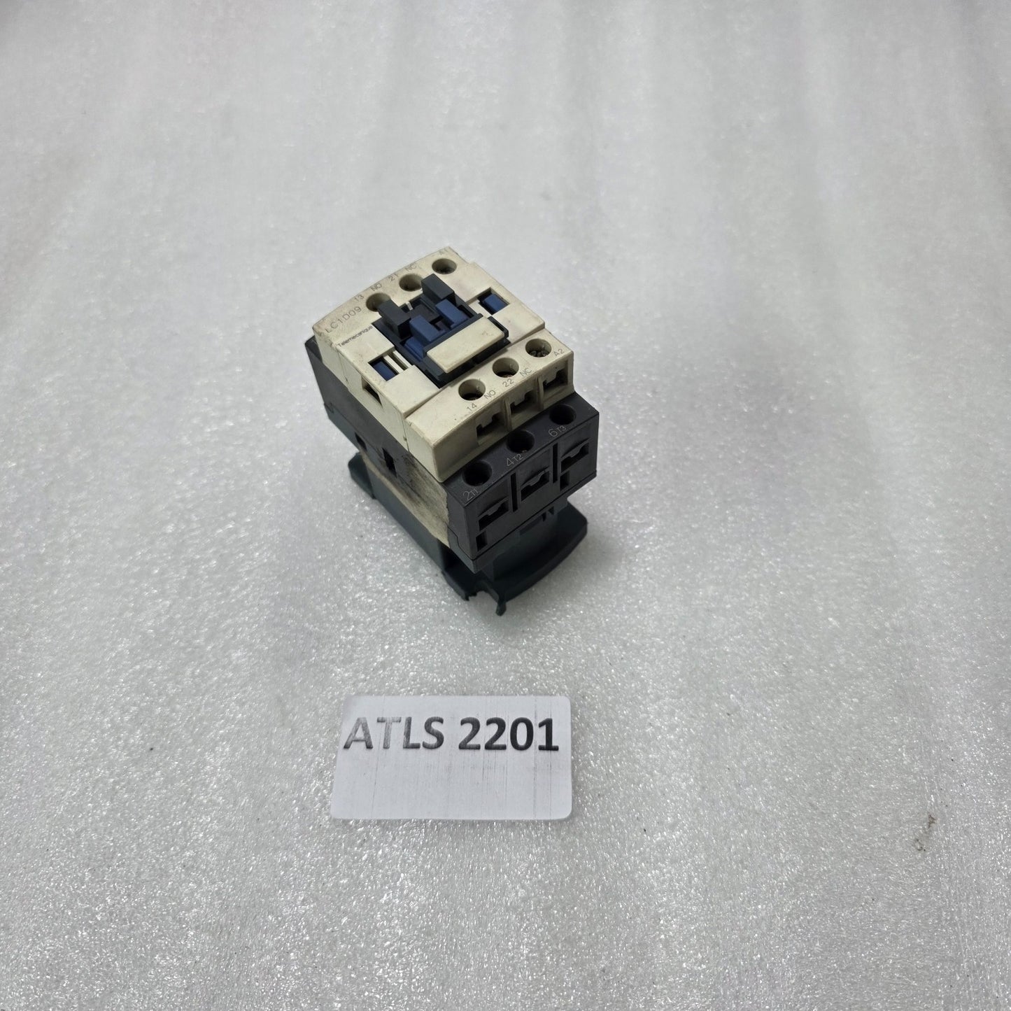S ELECTRIC LC1D09 TESYS D AC CONTACTOR 9A 3 POLE | COIL 220V AC | 2.2–5.5KW