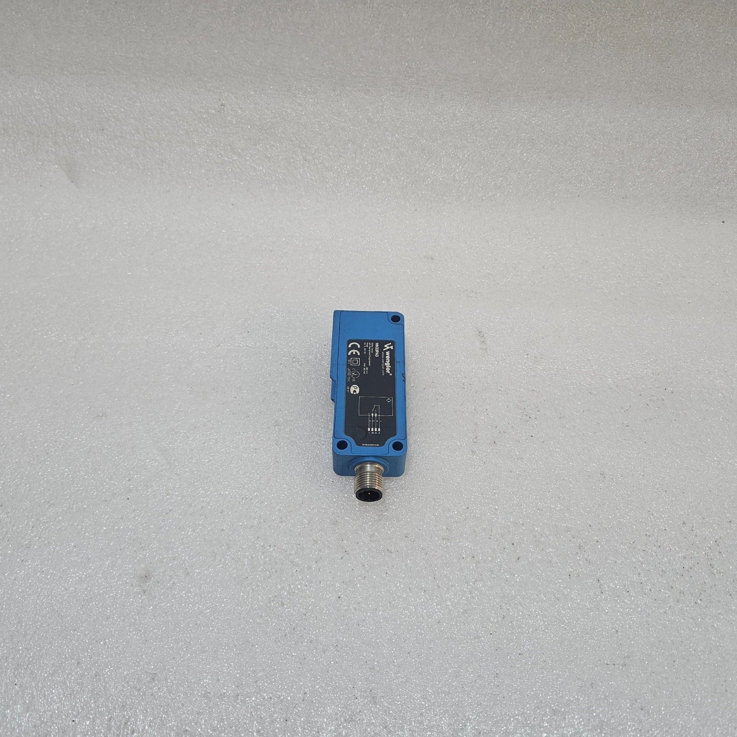 WENGLOR HN33PA3 REFLEX PHOTOELECTRIC SENSOR WITH BACKGROUND SUPPRESSION, 300 MM
