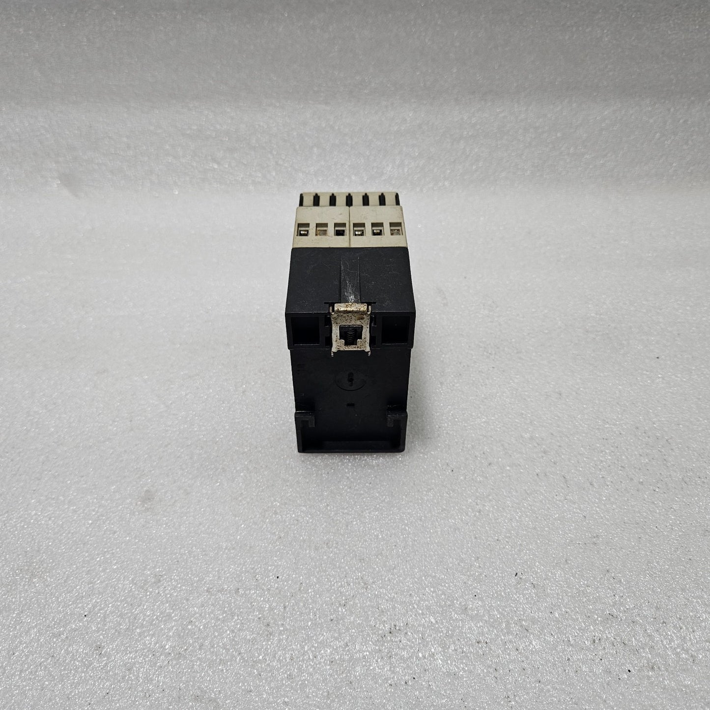 TELEMECANIQUE RM3LA111MU7 LIQUID LEVEL CONTROL RELAY, RM3 SERIES, ADJUSTABLE RES