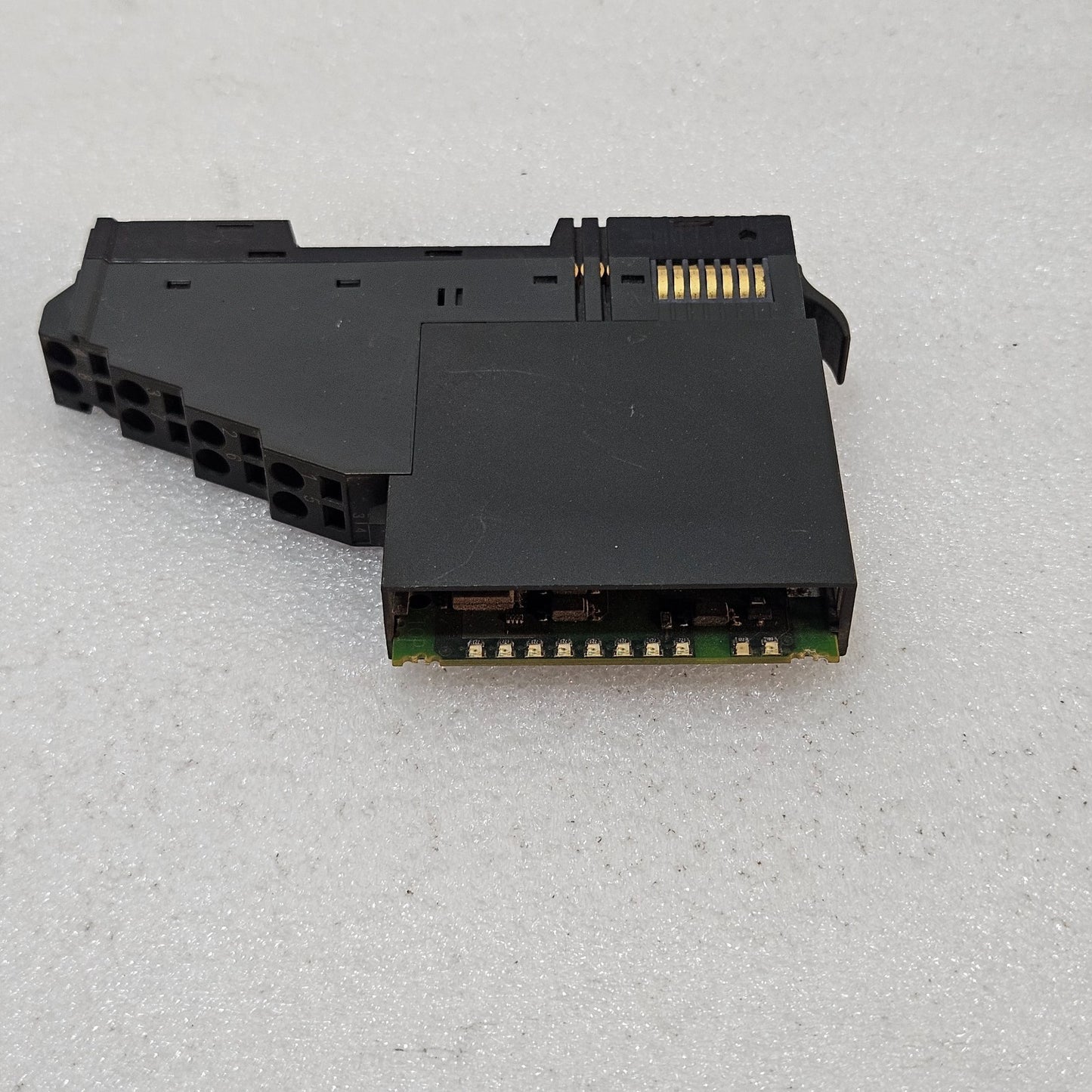 VIPA SM 022-1BF00 DIGITAL OUTPUT MODULE DO 8XDC24V 0.5A – 8 CHANNEL 24V PLC EXPA