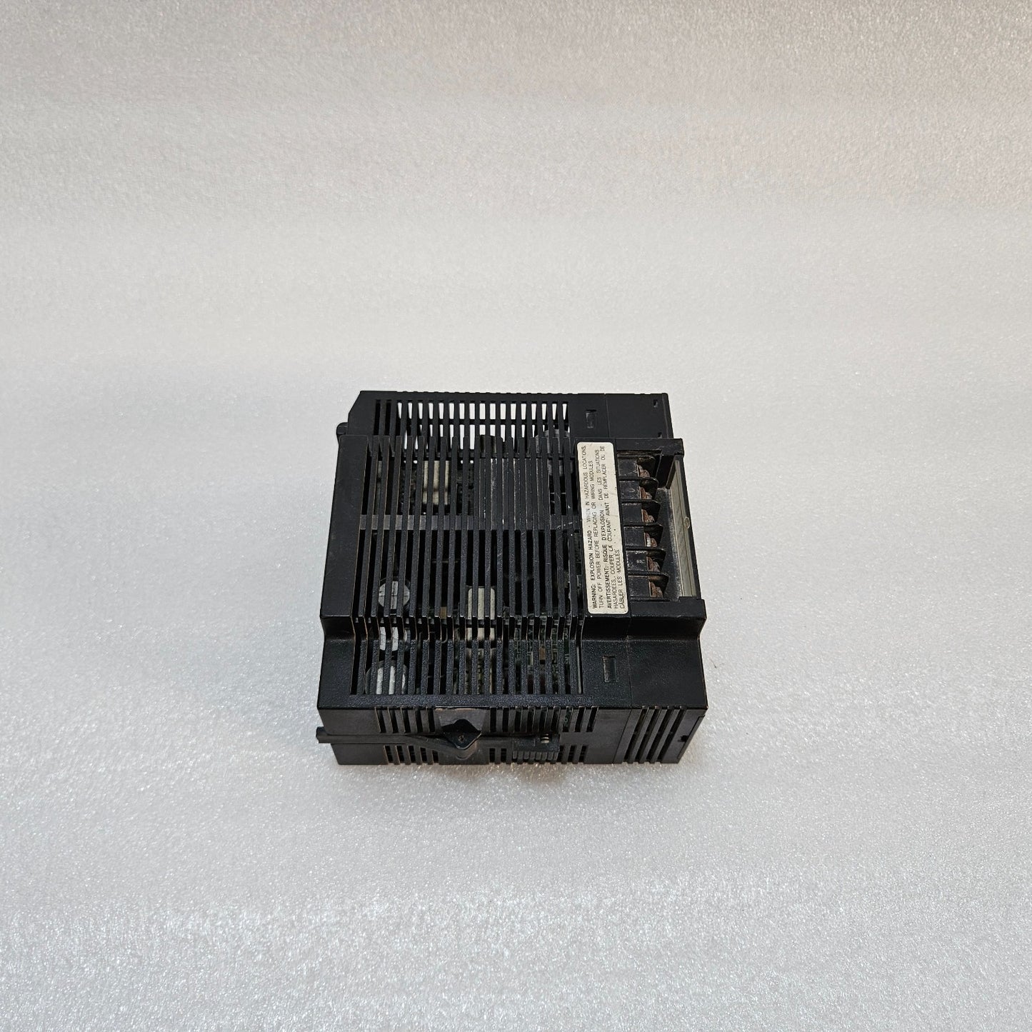 GE FANUC IC693PWR321S PLC POWER SUPPLY MODULE 120/240VAC 125VDC STD MADE IN USA
